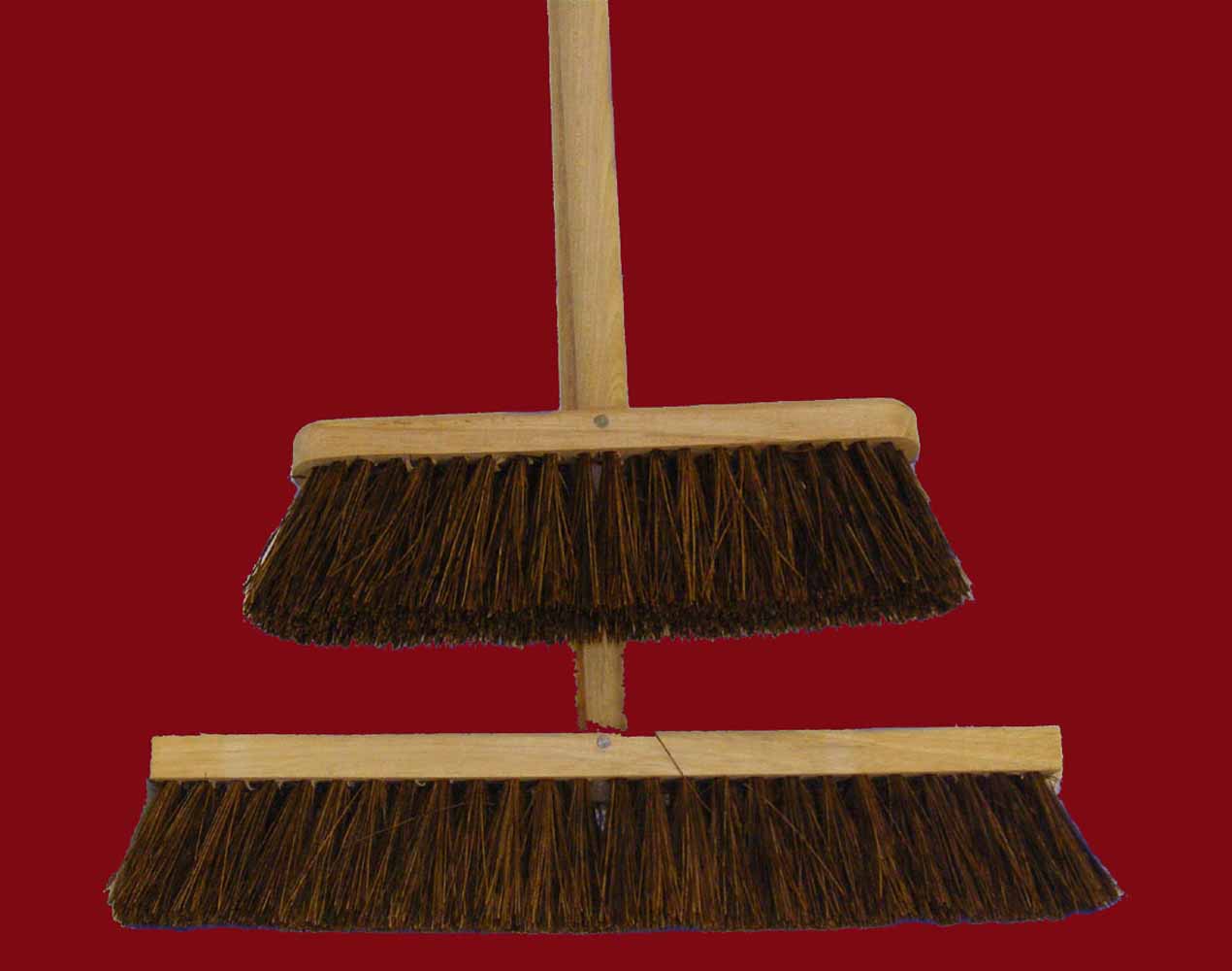 Bassine Stiff Broom 12" with Handle